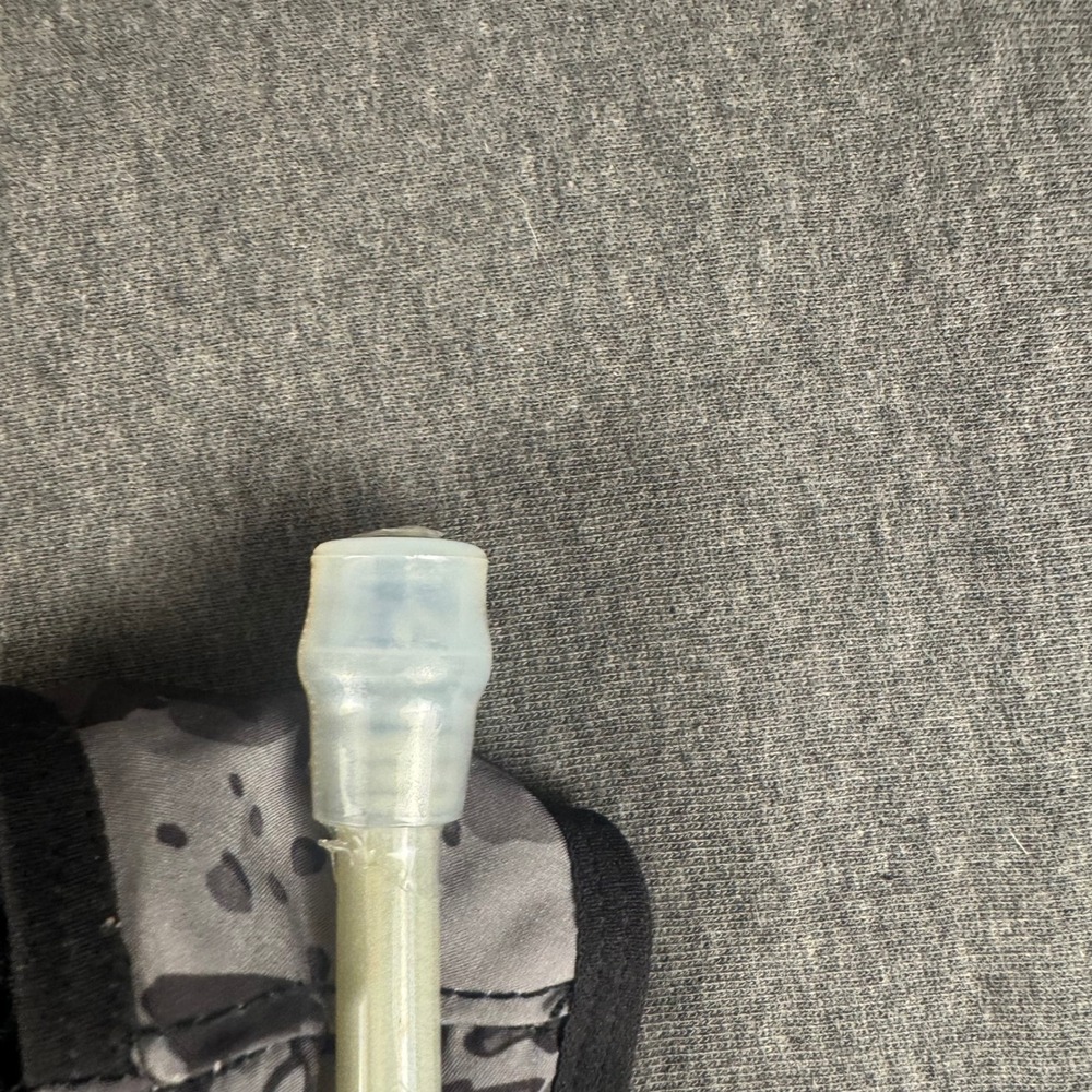 Under Armour Nathan UA Infinite Hydration Running Vest Camo HydraPak Mens Medium - Picture 6 of 9